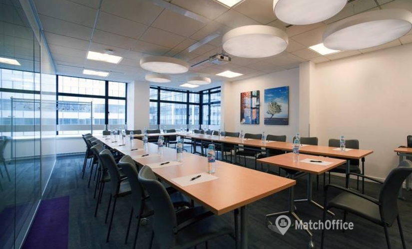 Book a 50 m² Meeting room in La Defense, 12 place de La Défense (92974) - 2 | MatchOffice