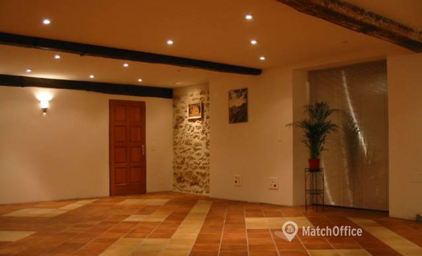 Choose a 48 m² Conference center in Morainvilliers, 57 c Grande rue (78630) - 4 | MatchOffice.com