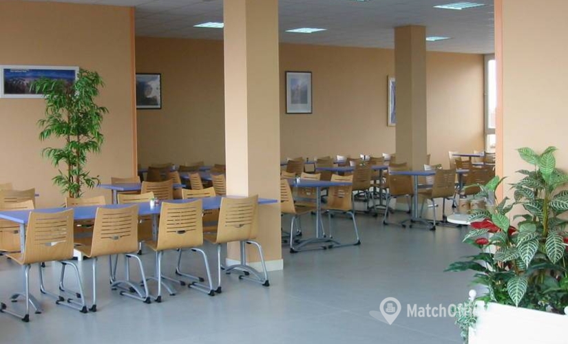 50 m² Business space in Le Plessis Belleville, 5 (60330) - 2 | MatchOffice.com