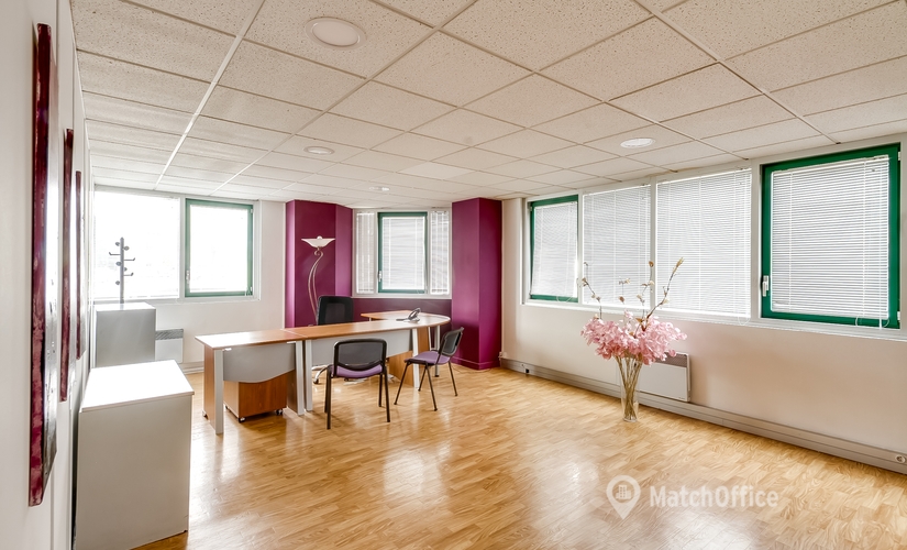 130 m² Business park place up for rent in Saint Genis Pouilly, Rue Auguste Piccard 30 (01630) - 0 | MatchOffice.com