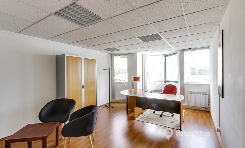 130 m² Serviced office in Saint Genis Pouilly, Rue Auguste Piccard 30 (01630) - 1 | MatchOffice.com