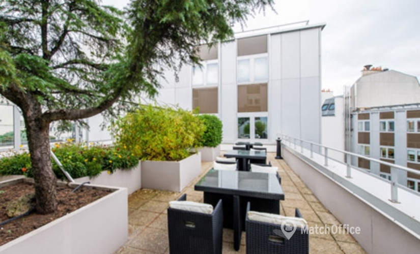 50 m² Co-working  in Paris 8, 12/14 Rond-Point des Champs-Elysées (75008) - 11 | MatchOffice.com