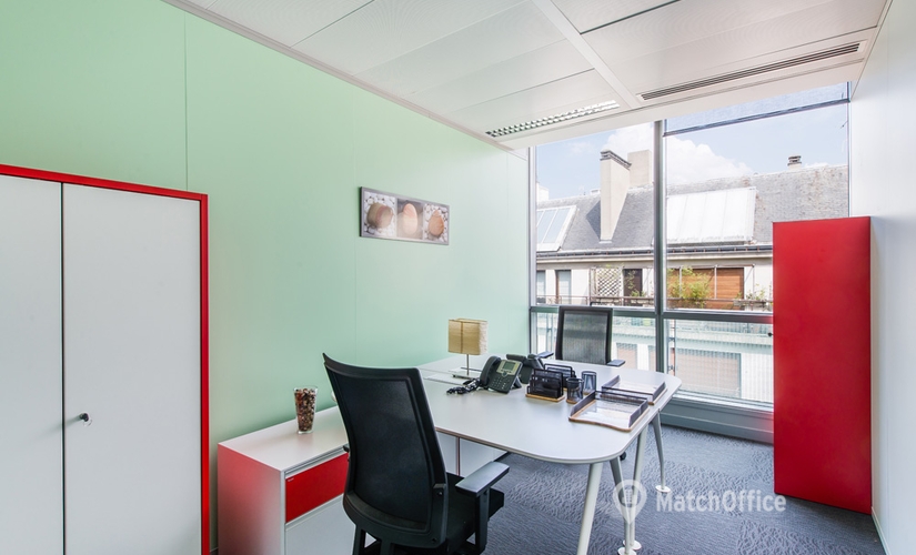 50 m² Shared office in Paris 7, 148 rue de l'Université (75007) - 4 | MatchOffice.com
