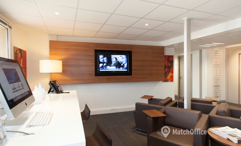 50 m² Coworking space in Nice, 455 Promenade des Anglais (06206) - 3 | MatchOffice