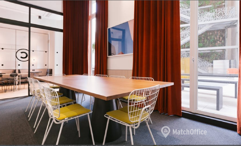 100 m² Shared workspace  in Paris 8, Avenue des Champs-Élysées 92 (75008) - 0 | MatchOffice