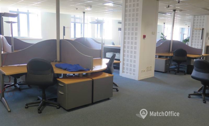 30 m² Shared workspace  in Saint Étienne, 35 Rue Pierre et Dominique Ponchardier (42100) - 3 | MatchOffice