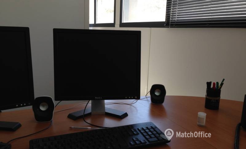 Join comfortable a 20 m² Coworking  in Montpellier, Ecoparc Départemental (34130) - 1 | MatchOffice