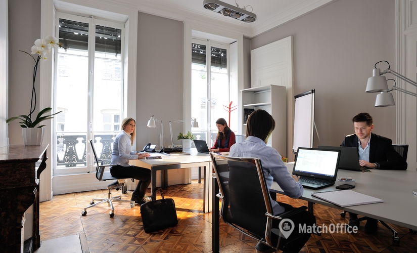Rent comfortable a 35 m² Shared office  in Lyon, 21 RUE D'ALGERIE (69001) - 1 | MatchOffice.com