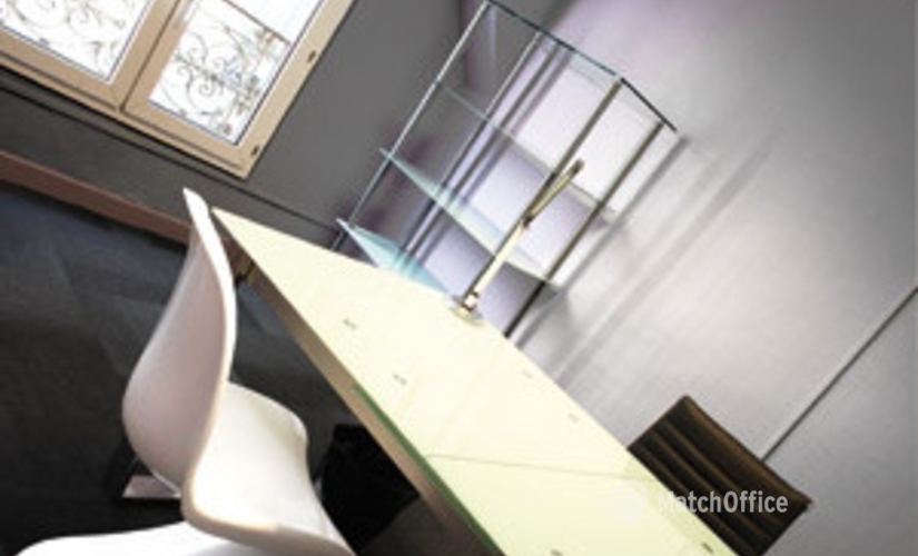 Explore comfortable a 40 m² Coworking  in Lyon, 18 RUE DES REMPARTS D'AINAY (69002) - 4 | MatchOffice.com