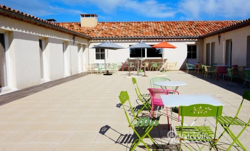 Join flexible a 55 m² Shared workspace in Aix en Provence, 255 (13857) - 4 | MatchOffice.com