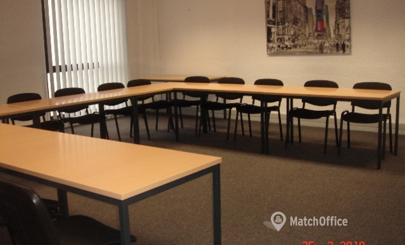 Explore comfortable a 80 m² Shared workspace  in Toulouse, 6 AVENUE GUTENBERG (31120) - 3 | MatchOffice