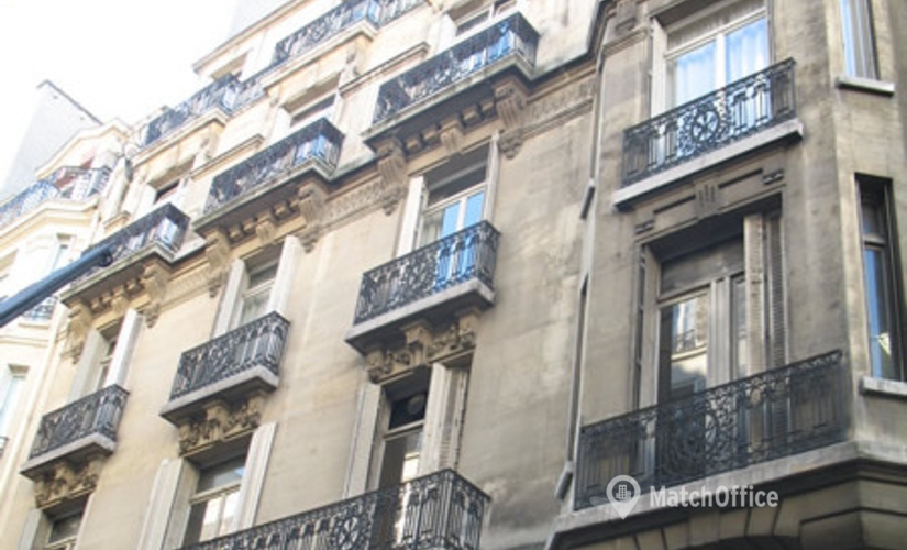 Join flexible a 25 m² Coworking  in Paris, Rue Troyon 3 (75017) - 1 | MatchOffice