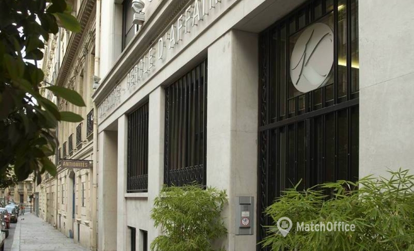 Explore comfortable a 30 m² Coworking in Paris, 48 rue La Bruyère (75009) - 3 | MatchOffice