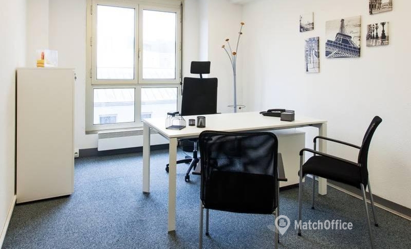 Lease flexible a 25 m² Coworking space  in Nantes, Immeuble L'Acropole (44000) - 3 | MatchOffice.com