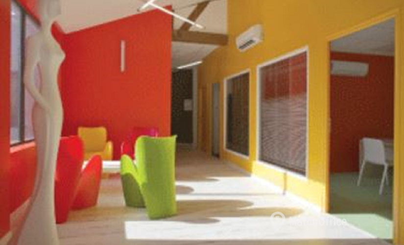 Сentre d'affaires à louer à Beaune 20 m², Avenue du 8 Septembre 1944 11 - 0 | MatchOffice.fr