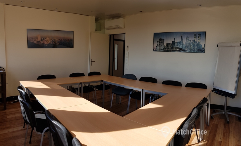 21 m² Convention center in Saint-Cloud, Avenue Duval le Camus 8 (92210) - 2 | MatchOffice