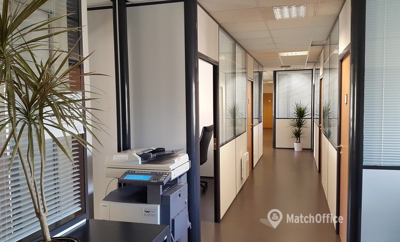 20 m² Business center in Caen, Place Jean Nouzille 3 (14000) - 1 | MatchOffice