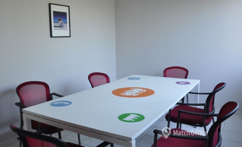 20 m² Business park in Puget-sur-Argens, Immeuble Center Azur Rte des Vernèdes (83480) - 0 | MatchOffice.com