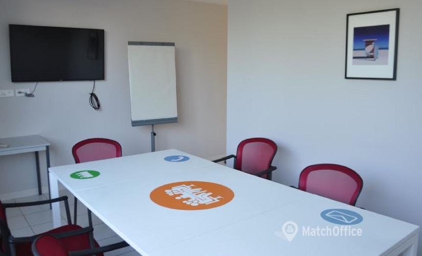 20 m² Business park property for rent in Puget-sur-Argens, Immeuble Center Azur Rte des Vernèdes (83480) - 1 | MatchOffice