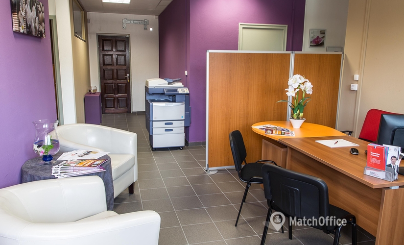20 m² Business park in Caen, Avenue Gustave Charlery (97300) - 1 | MatchOffice.com