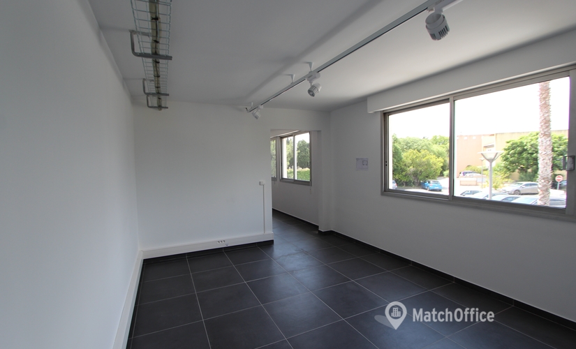 83 m² Serviced office property for rent in Montpellier, Rue de la Crouzette (34170) - 2 | MatchOffice.com