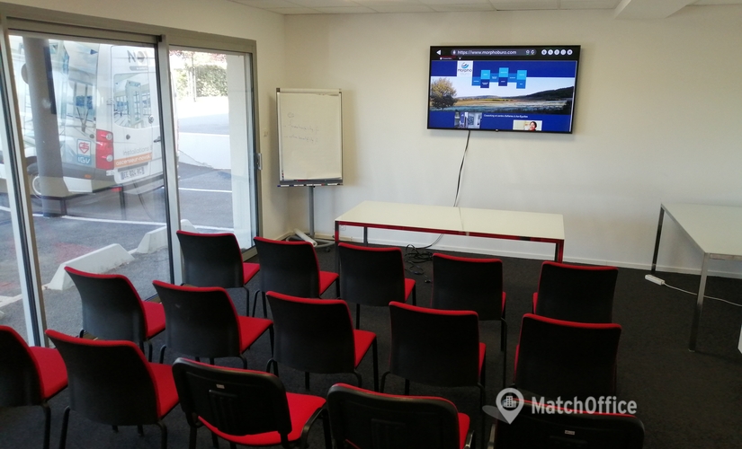 Join comfortable a 150 m² Coworking  in Aix en Provence, 190 rue Topaze  (13510) - 2 | MatchOffice