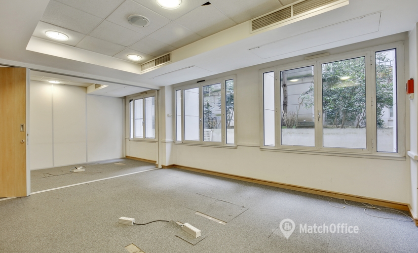 Rent flexible a 100 m² Co-working in Paris, Rue Cambacérès 24 (75008) - 3 | MatchOffice.com