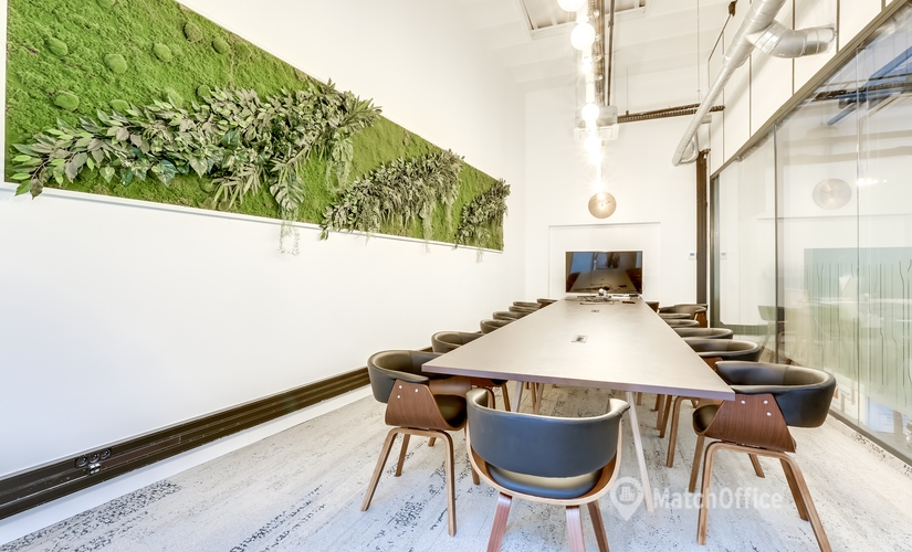 Rent a 50 m² Conference hall in Paris, Rue Cambacérès 24 (75008) - 2 | MatchOffice.com