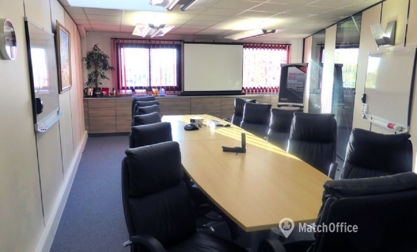 10 m² Business space in Pertuis, 23 rue Benjamin Franklin ZAC St Martin (84120) - 2 | MatchOffice