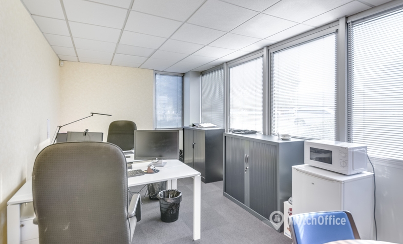 Rent comfortable a 10 m² Co-working in Bordeaux, 26 Avenue Gustave Eiffel (70101) - 3 | MatchOffice.com