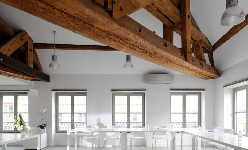 Book a 40 m² Conference hall in Lyon, 57 Rue du Président Édouard Herriot (69001) - 1 | MatchOffice.com