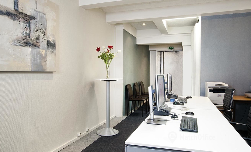 140 m² Serviced office building for rent in Paris, 25 (75008) - 1 | MatchOffice
