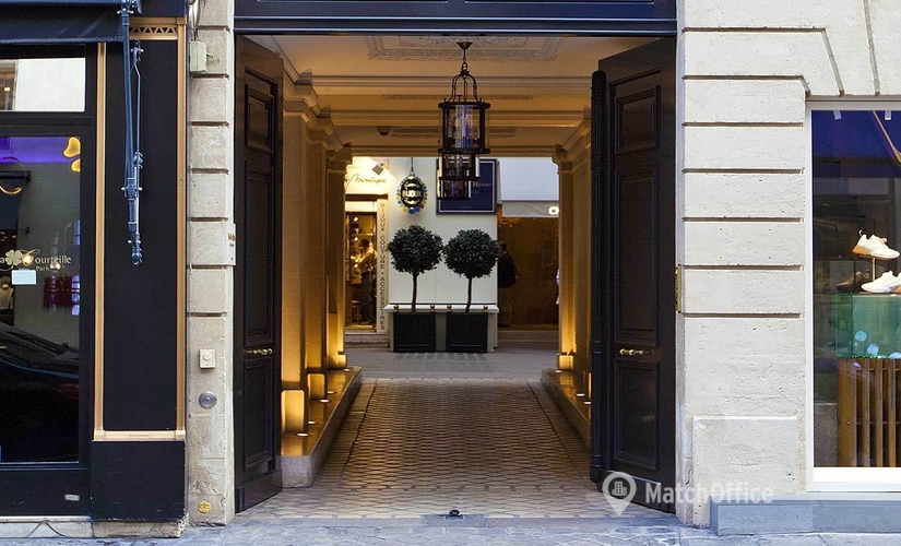 Rent a 15 m² Convention center in Paris, 231 (75001) - 2 | MatchOffice