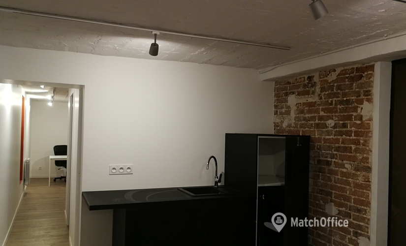 85 m² Coworking space in Paris 20, Rue de Lesseps 5 (75020) - 1 | MatchOffice.com
