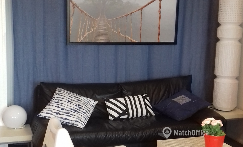 Rent comfortable a 35 m² Shared office  in Thiais, Tour Europa (94320) - 4 | MatchOffice.com