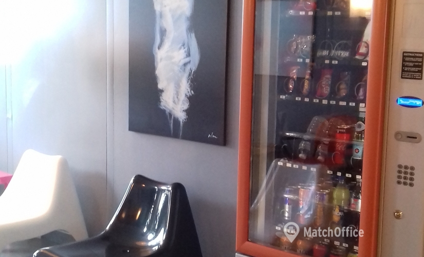 Book a 35 m² Conference space in Thiais, Tour Europa (94320) - 2 | MatchOffice