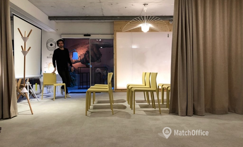 Rent a 52 m² Conference space in Nice, 1 Place du Pin (06300) - 0 | MatchOffice