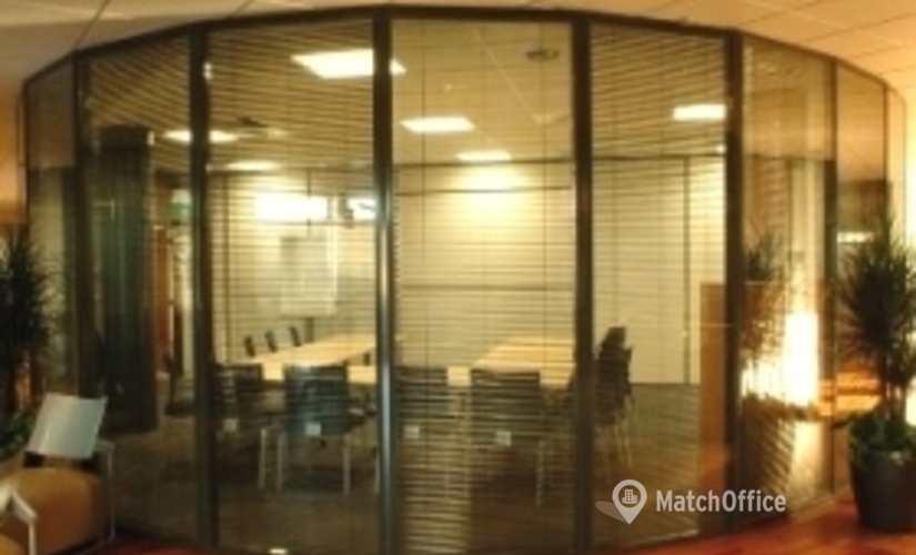 200 m² Business park place up for rent in Cannes, 120 Route des Macarons (06560) - 4 | MatchOffice