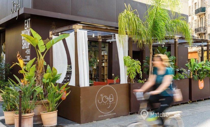 Book a 9 m² Conference hall in Nice, 1 Place du Pin (06300) - 3 | MatchOffice