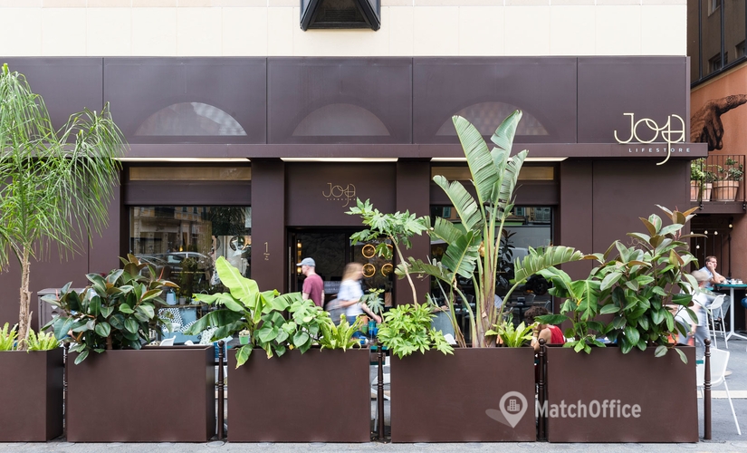 Choose a 52 m² Conference space in Nice, 1 Place du Pin (06300) - 1 | MatchOffice.com