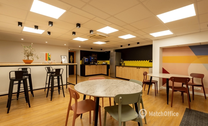 Espaces reunion à louer à Neuilly-Sur-Seine 250 m², Avenue Charles de Gaulle 183 - 1 | MatchOffice.fr