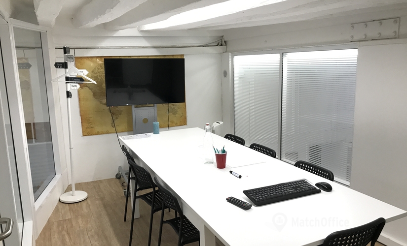 20 m² Conference space in Paris 4, Rue Saint-Antoine 46 (75004) - 0 | MatchOffice.com