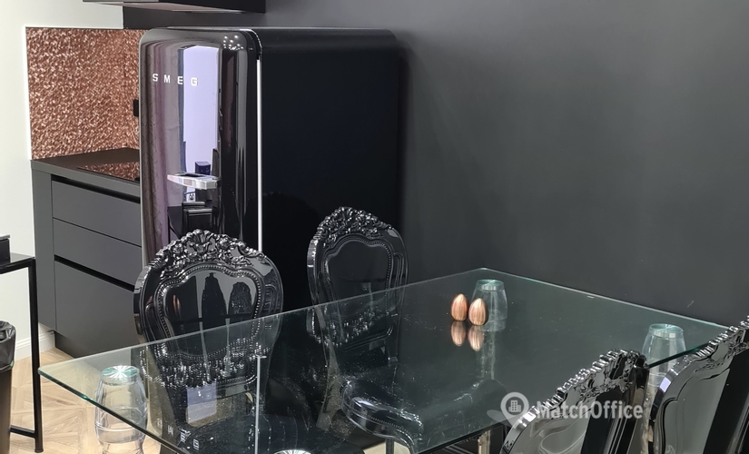 12 m² Business park building up for rent in Cannes, Rue d'Antibes 41 (06400) - 2 | MatchOffice.com