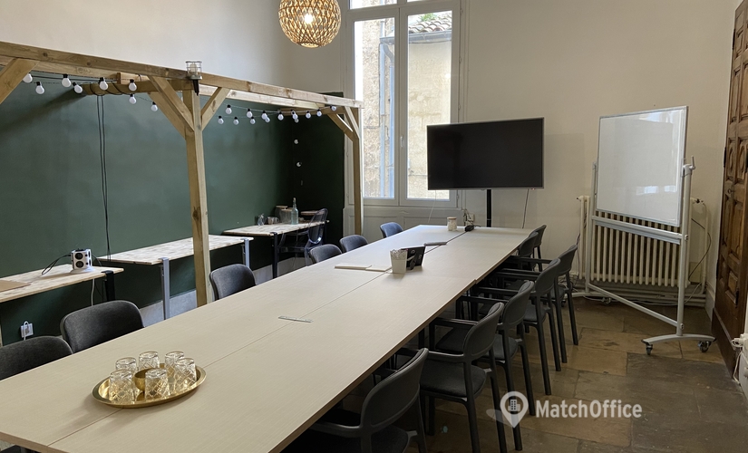 Rent a 30 m² Conference room in Montpellier, Rue de l'Aiguillerie 31 (34000) - 1 | MatchOffice.com