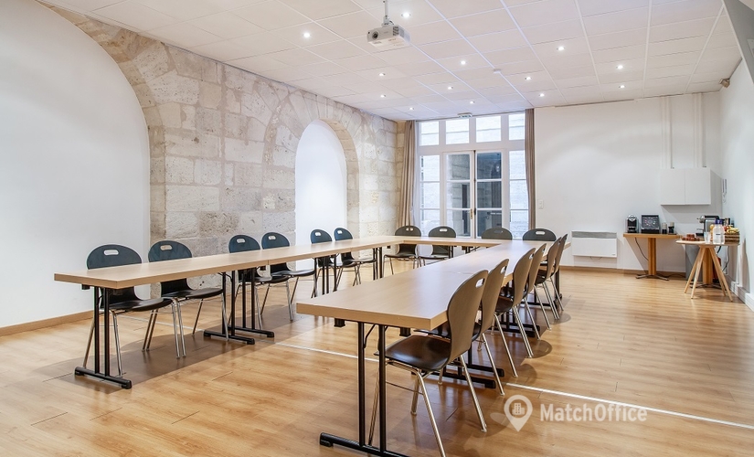 10 m² Conference room in Bordeaux, 9 Cours du Chapeau Rouge (33000) - 0 | MatchOffice.com