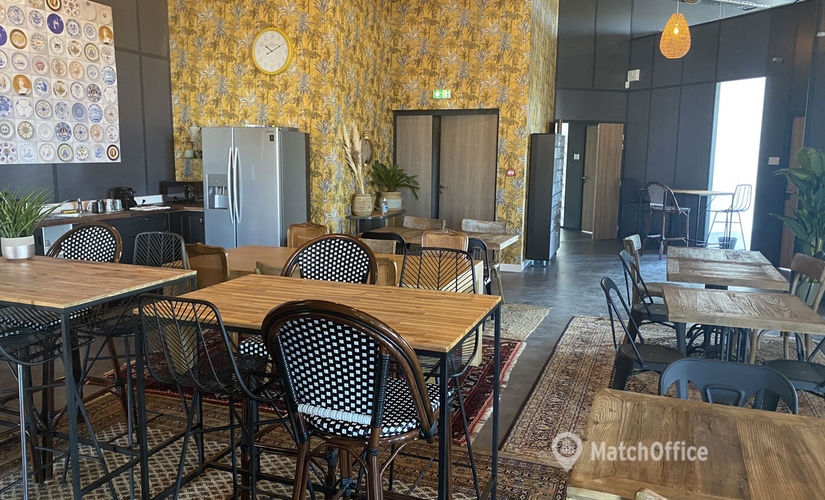 Bureaux équipés à location à Perpignan 1200 m², Boulevard Saint-Assiscle - 2 | MatchOffice.fr