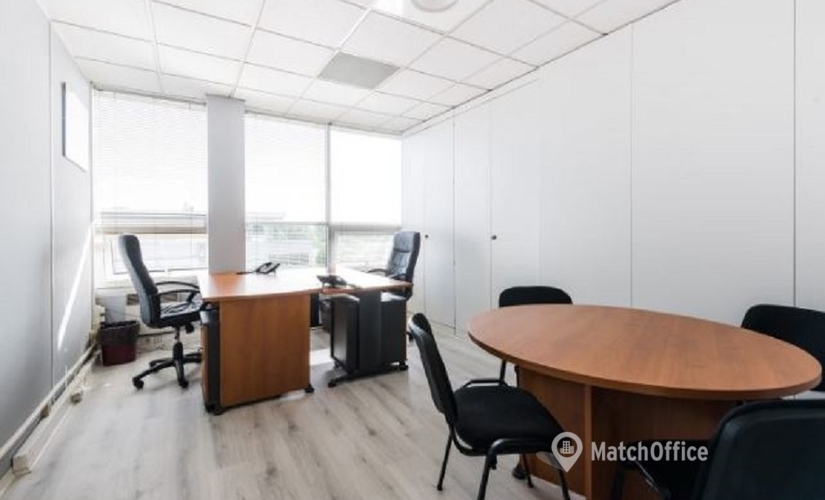 3000 m² Conference center in Gironde, 3 Rue de Golf  (33700) - 1 | MatchOffice.com