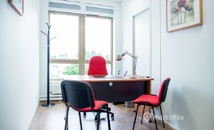 600 m² Business center in Val-de-Marne, 70 avenue du Général De Gaulle (94000) - 1 | MatchOffice.com