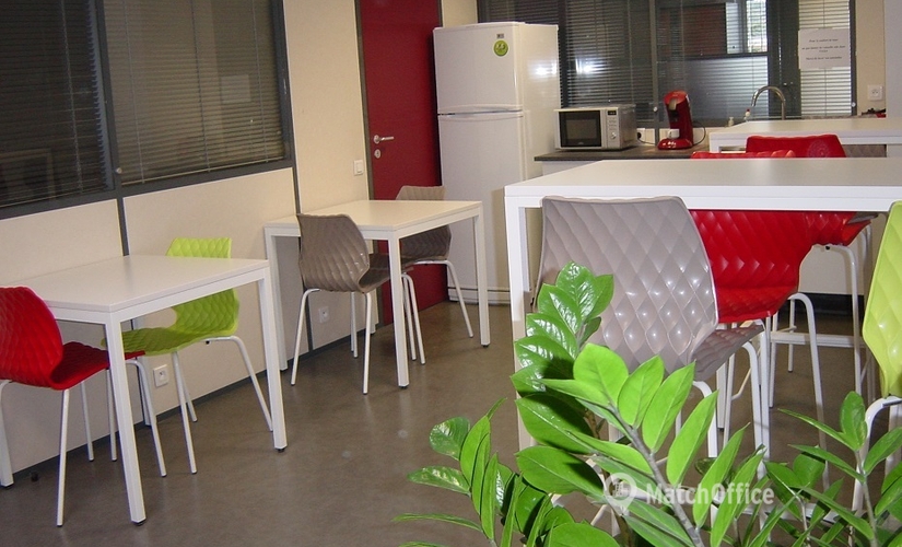 Business centers à location à Gard 150 m², 76 Allées Louis Bleriot - 2 | MatchOffice