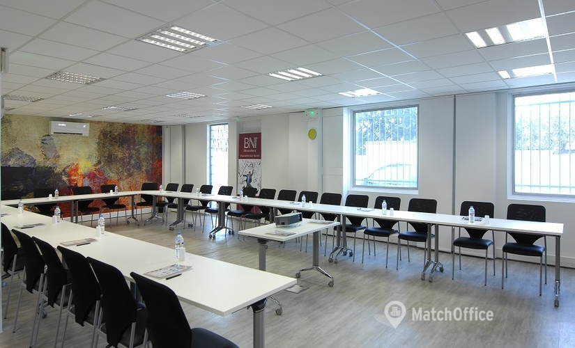 150 m² Conference hall in Gard, 76 Allées Louis Bleriot (30320) - 4 | MatchOffice